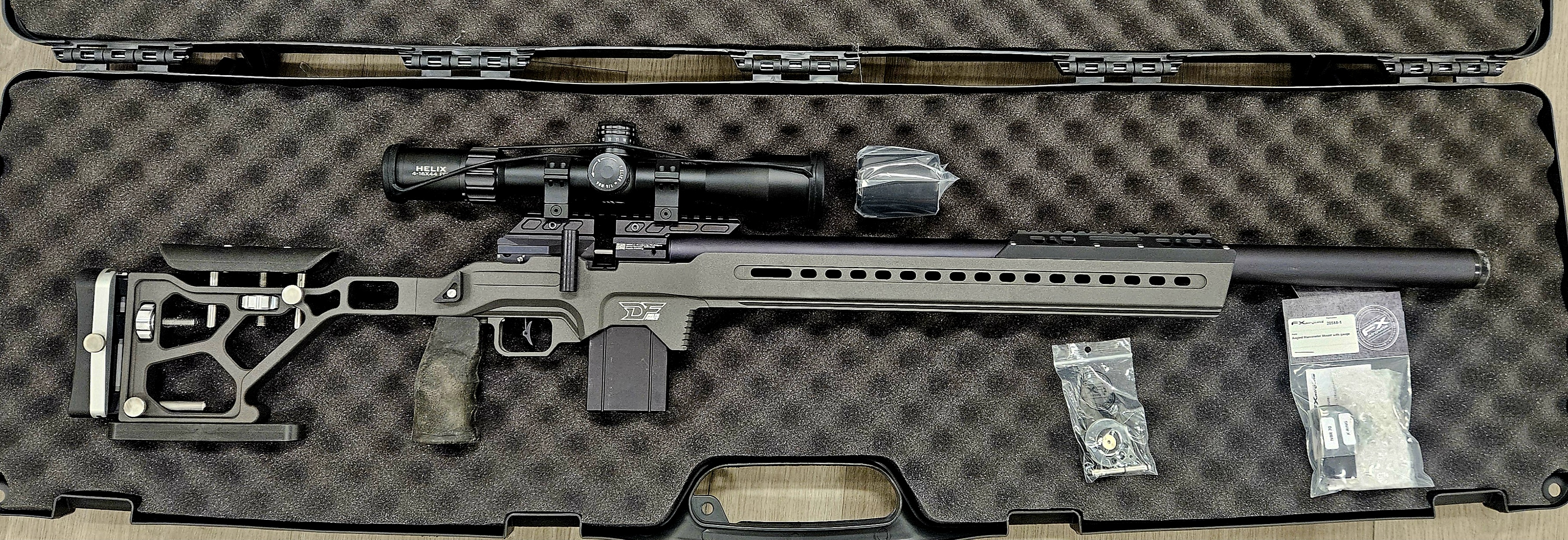 DISPLAY FX DRS PRO .25-700 Delta Force Chassis Airgun Package